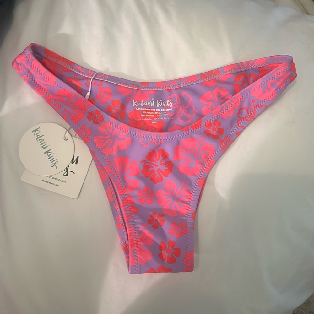 Kulani Kinis Bikini Bottom